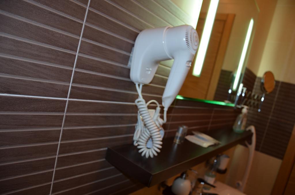 דירות קלוז'-נאפוקה Dora City Apartament מראה חיצוני תמונה
