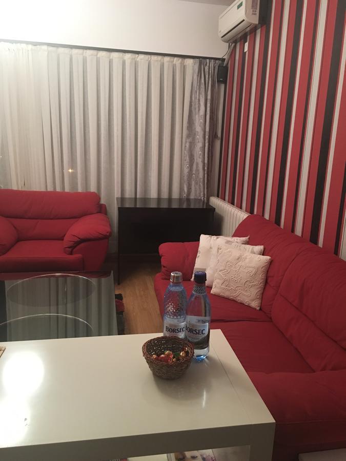 דירות קלוז'-נאפוקה Dora City Apartament מראה חיצוני תמונה